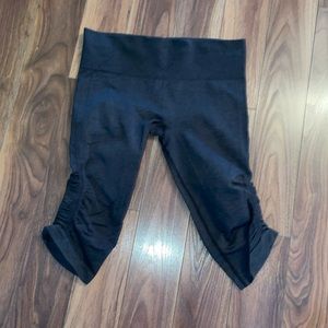 Lululemon Flow & Go Crop Leggings - Size 10